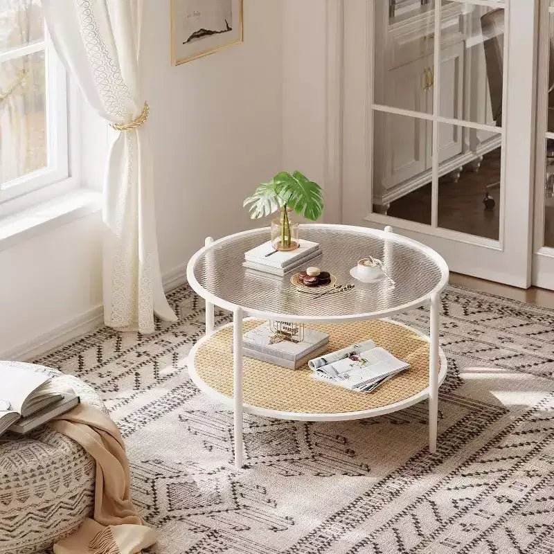 Table basse ronde Acekool Boho, plateau en verre ondulé de 30 po, rangement à 2 niveaux en rotin synthétique, cadre en métal