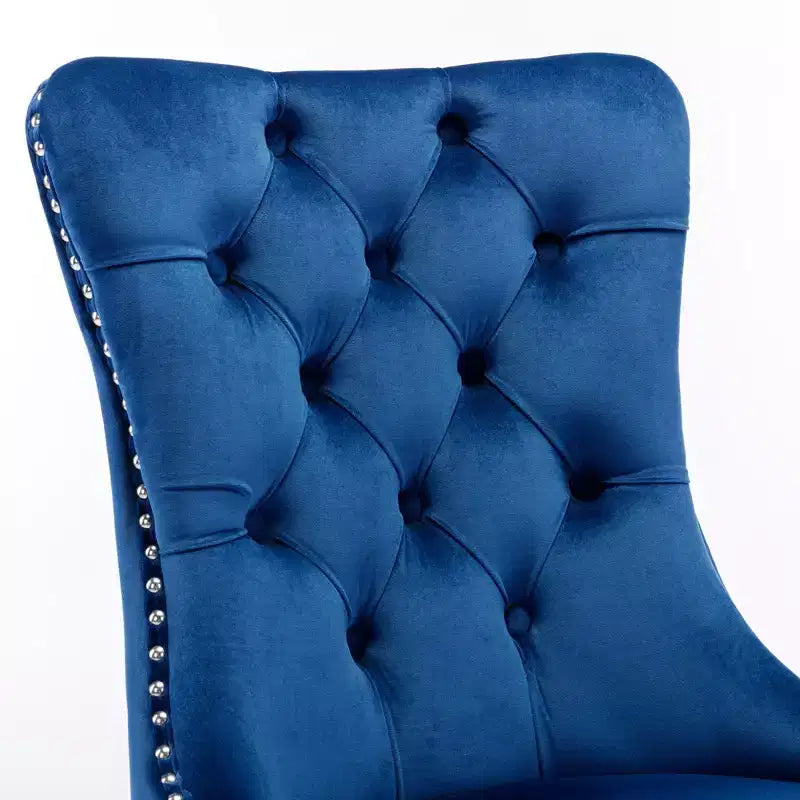 Ensemble de 2 chaises de salle à manger contemporaines en velours capitonné gris avec pieds en acier inoxydable chromé et garniture cloutée