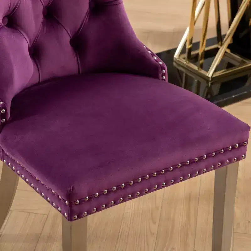Ensemble de 2 chaises de salle à manger contemporaines en velours capitonné gris avec pieds en acier inoxydable chromé et garniture cloutée