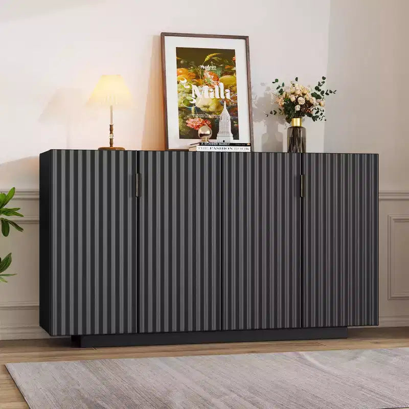 Buffet moderne 4 portes cannelées avec étagères réglables pour salle à manger et salon