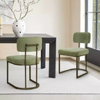 Chaise de salle à manger en métal Spruce&Spring avec cadre en laiton ou noir