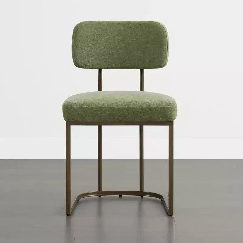Chaise de salle à manger en métal Spruce&Spring avec cadre en laiton ou noir