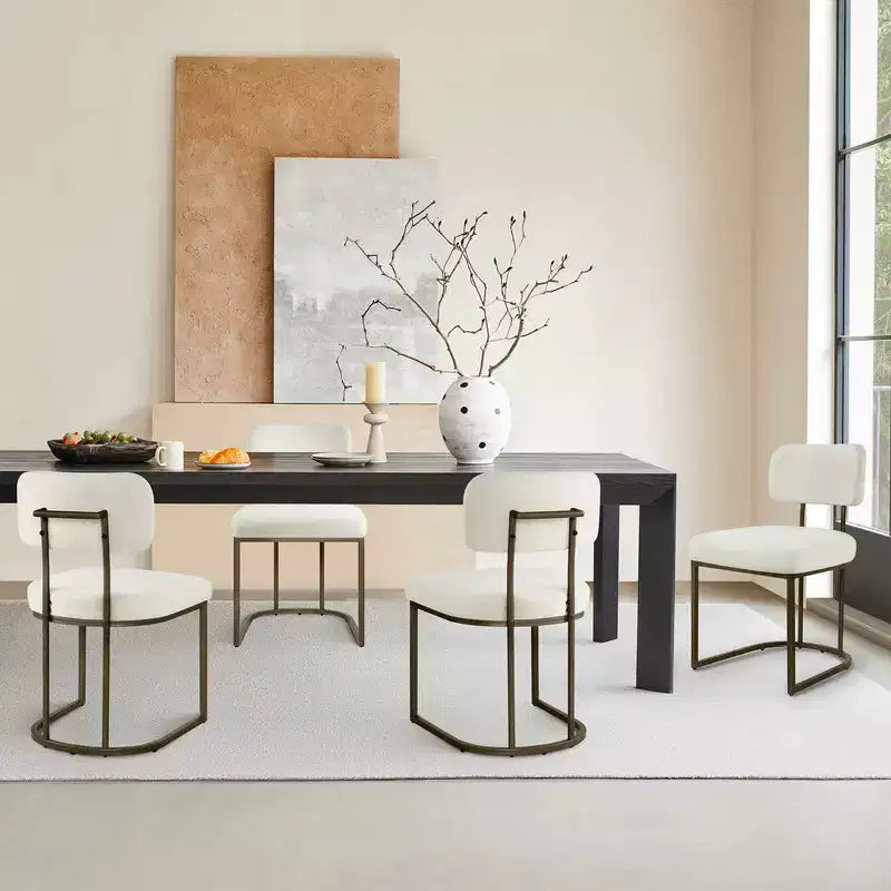 Chaise de salle à manger en métal Spruce&Spring avec cadre en laiton ou noir