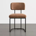 Chaise de salle à manger en métal Spruce&Spring avec cadre en laiton ou noir