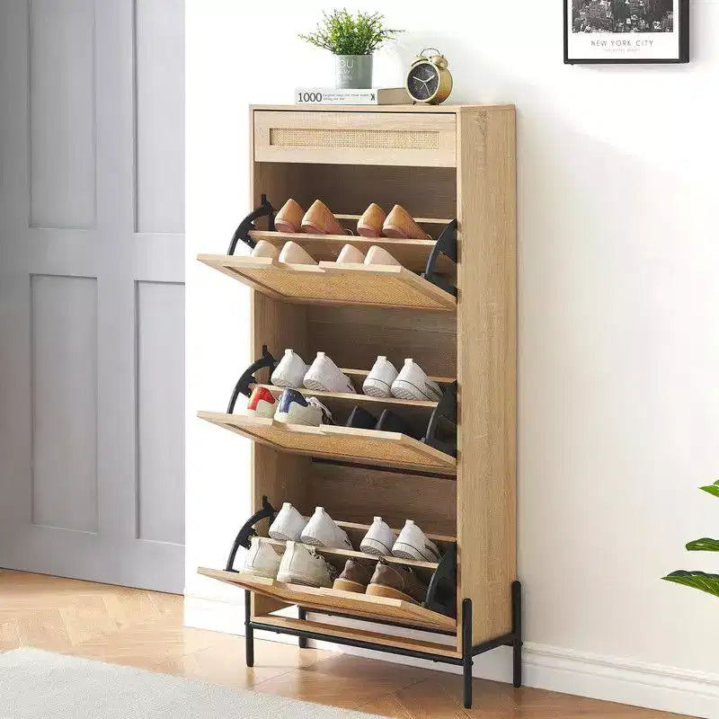Meuble à chaussures avec 3 tiroirs basculants et tiroirs simples - Meuble de rangement à chaussures en bois et rotin dissimulé