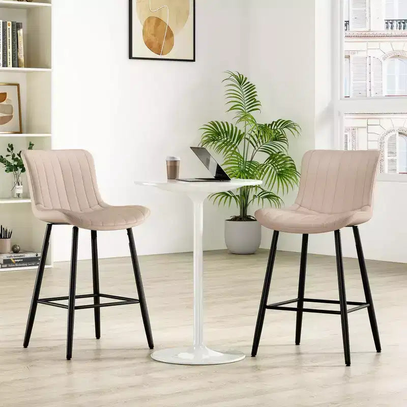 Lot de 2 tabourets de bar Okak en similicuir, hauteur comptoir pour salles à manger, chaises sans accoudoirs, tabourets de bar avec pieds en métal noir