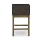 Signature Design by Ashley Cabalynn, tabouret de bar à hauteur de comptoir en similicuir, avec cadre en bois massif, deux tons de marron, lot de 2