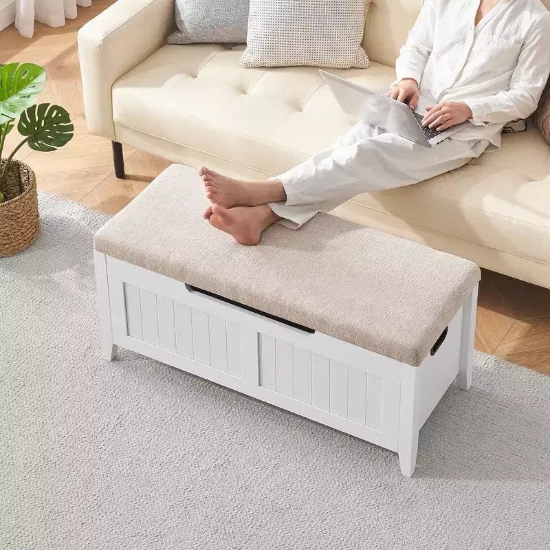 COZONY Banc de Rangement 39,4 po avec Dessus Relevable et Coussin, Banc à Chaussures en Bois pour Entrée avec 2 Charnières de Sécurité, Coffre de Rangement Charge Max. 260 lb pour Chambre à Coucher