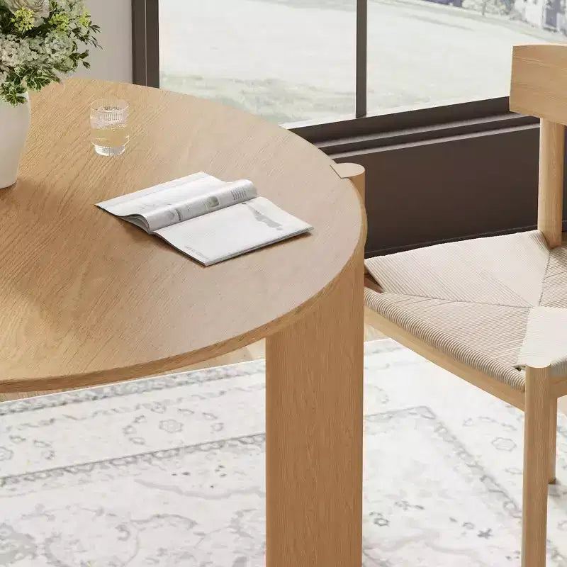 Table à manger ronde noire de 42 pouces, convient pour plusieurs personnes mangeant en même temps, idéale pour les salles à manger et les salons