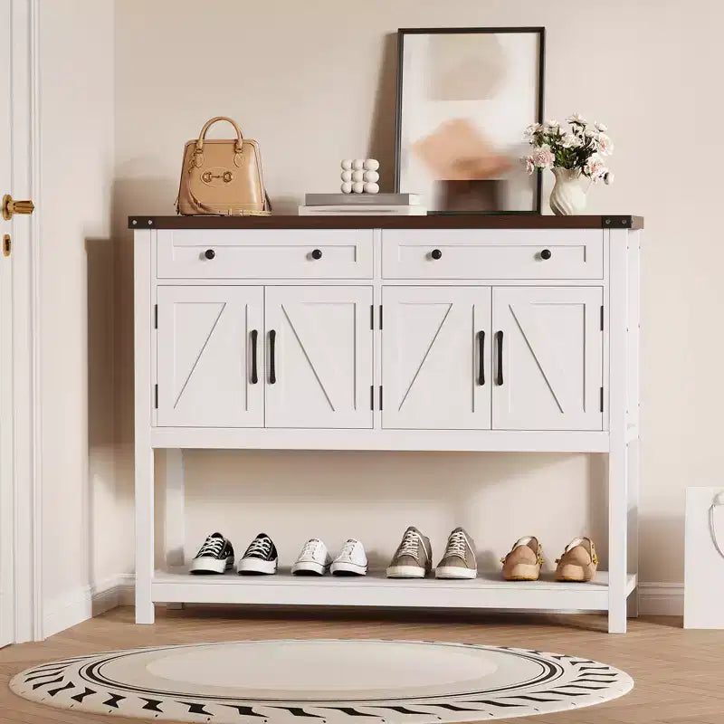 Console de style rustique avec 2 tiroirs, 4 portes et des étagères ouvertes – un buffet bas étroit parfait pour les cuisines, les couloirs ou les salons.