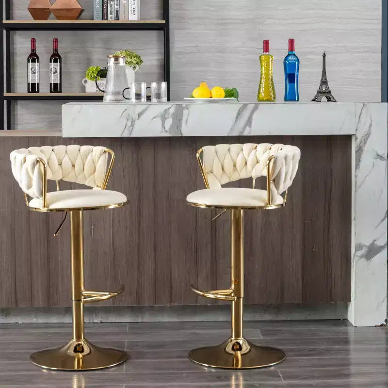 Tabourets de bar en velours Okak avec repose-pieds et base chromés (lot de 2), tabourets de bar pivotants à hauteur réglable, tabourets de comptoir.
