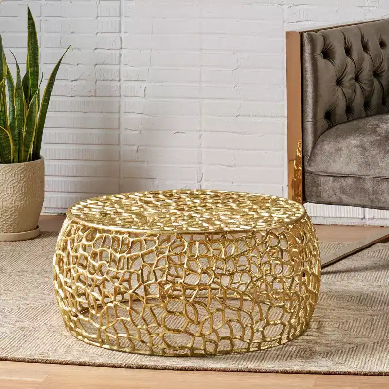 Table basse grillagée pour salon, idéale pour les intérieurs contemporains