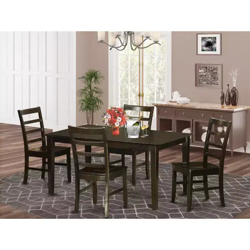 Table à manger rectangulaire 5 pièces HomeStock, finition cappuccino, plateau en bois massif, avec 4 chaises