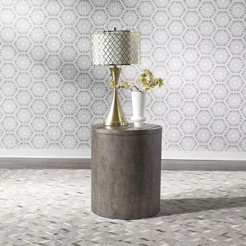 Table d'appoint ronde Liberty Furniture, style campagne moderne