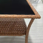 Table d'appoint en rotin, table d'appoint d'extérieur avec étagère de rangement, table carrée à cadre en aluminium avec plateau en verre trempé