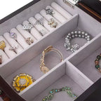 Coffret à bijoux autoportant de 16,9'' de large