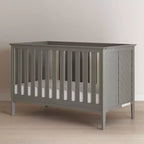 Lit de bébé convertible 3-en-1 Atwood de Child Craft, se transforme en lit de repos, en lit pour tout-petit, 3 positions de matelas, non toxique, fini sécuritaire pour bébé