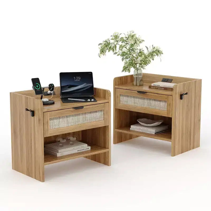 Lot de 2 tables de chevet en rotin avec station de recharge, table de nuit bohème avec tiroir et étagère ouverte pour chambre, salon et bureau