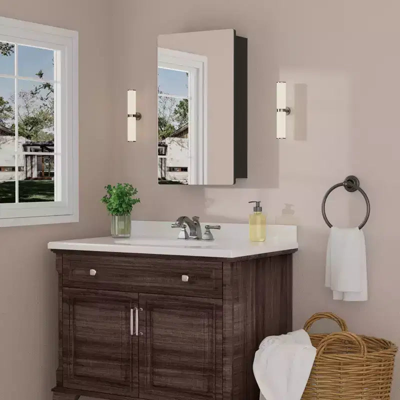 Armoire à pharmacie murale avec miroir, cadre en métal à coins arrondis, style moderne, pour salle de bain