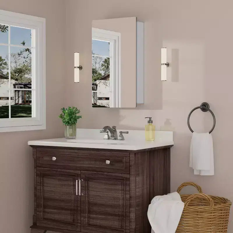 Armoire à pharmacie murale avec miroir, cadre en métal à coins arrondis, style moderne, pour salle de bain