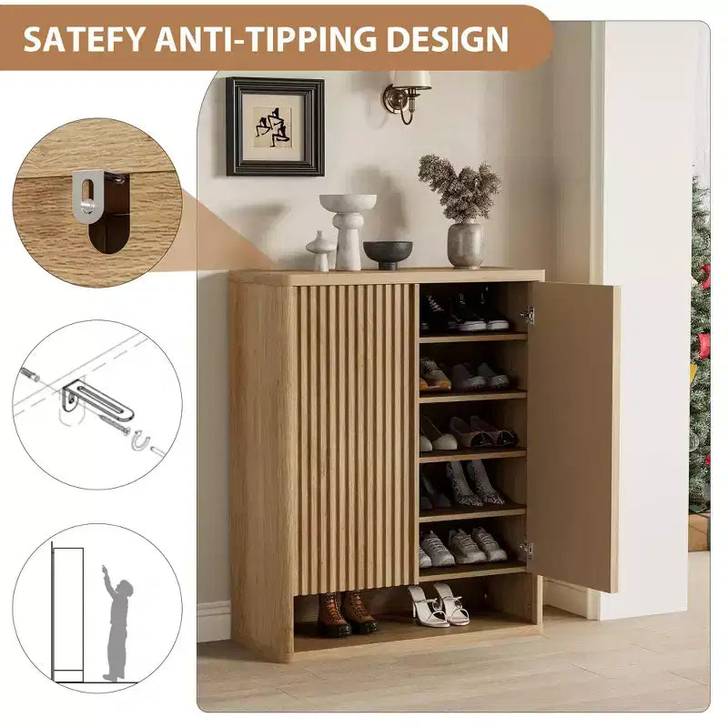 Meuble à chaussures | Rangement à chaussures moderne et cannelé pour entrée | 80x35x105 cm | Panneaux de particules/MDF | Étagères et portes réglables
