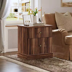Table de chevet cannelée avec tiroirs, Table de chevet de style moderne du milieu du siècle pour salon, Table de chevet avec rangement