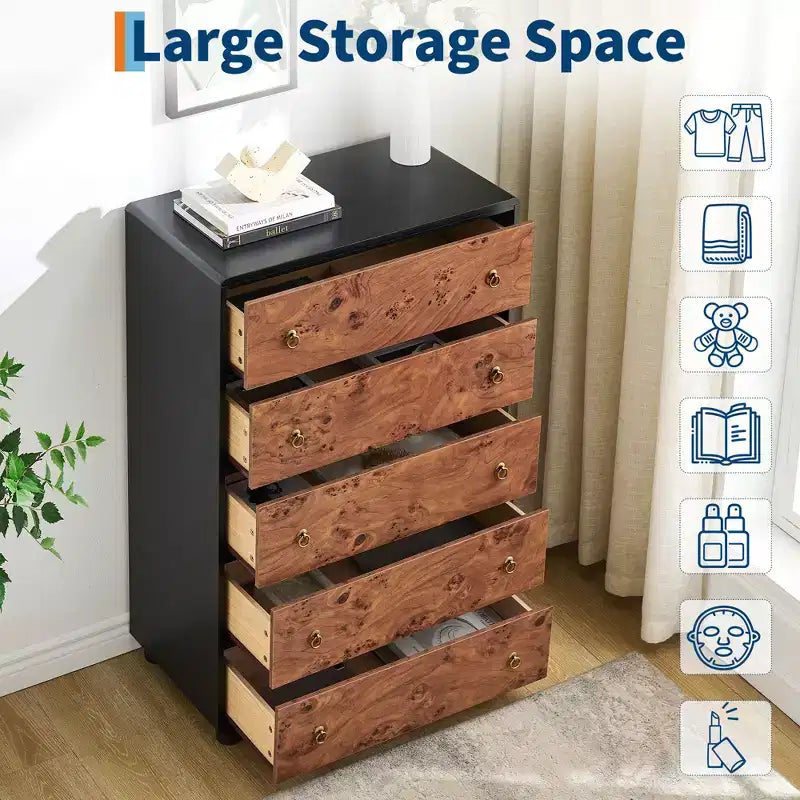 Commode moderne à 5 tiroirs, 117 cm de haut, en bois vertical avec design incurvé et poignées rondes vintage, chêne naturel pour chambre et salon