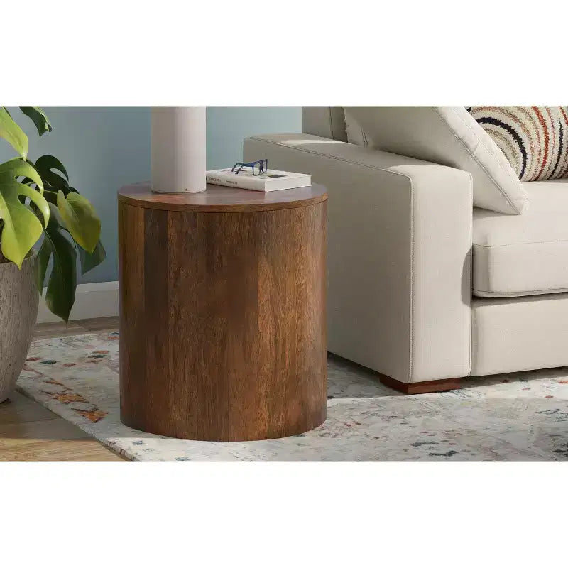 Table d'appoint contemporaine en manguier massif de 50,8 cm de large Hillmount