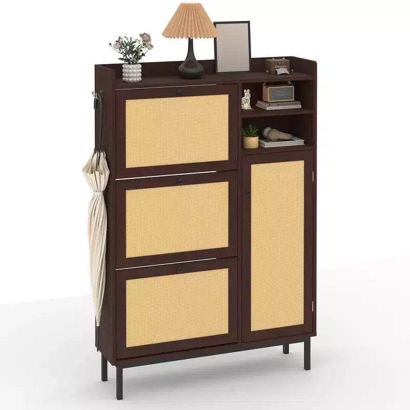 Meuble à chaussures avec 4 tiroirs basculants, meuble de rangement à chaussures dissimulé avec portes en rotin, meuble à chaussures autoportant pour salon, marron