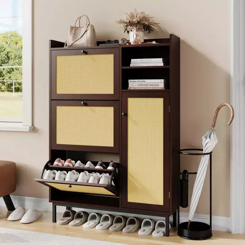 Meuble à chaussures avec 4 tiroirs basculants, meuble de rangement à chaussures dissimulé avec portes en rotin, meuble à chaussures autoportant pour salon, marron