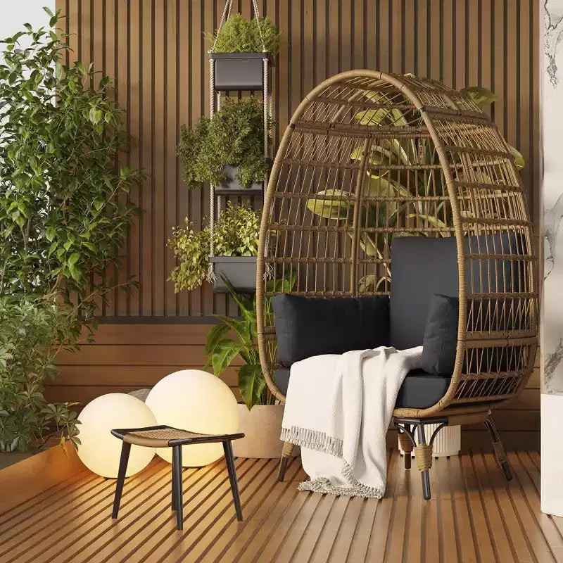 Fauteuil œuf en osier avec coussin moelleux et cadre en acier, chaises longues de patio en rotin pour patio, arrière-cour, salon, chambre à coucher