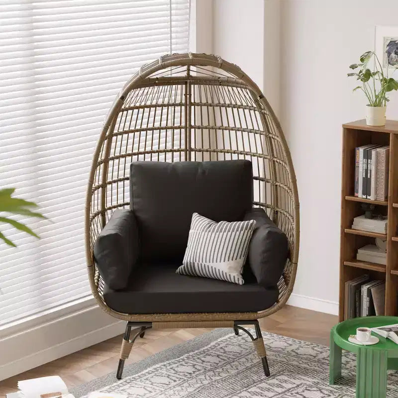 Fauteuil œuf en osier avec coussin moelleux et cadre en acier, chaises longues de patio en rotin pour patio, arrière-cour, salon, chambre à coucher