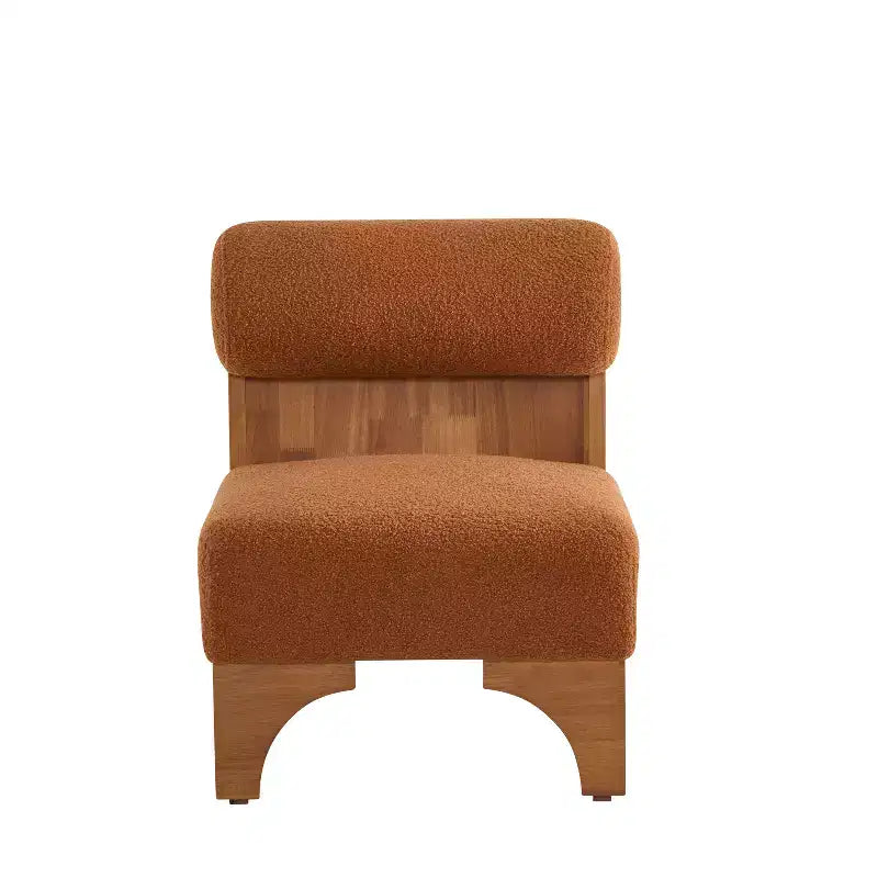 Fauteuil moderne en bouclette avec structure en bois massif et dossier roulé, revêtement doux, pour différentes pièces