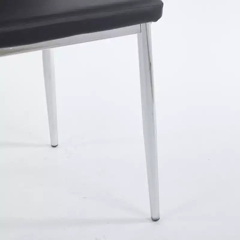 Lot de 4 chaises de salle à manger avec pieds chromés et sièges noirs, confortables et durables