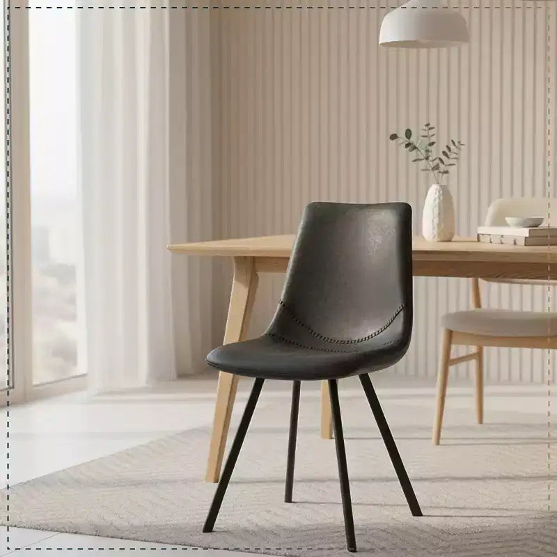 LeisureMod Markley Chaise de salle à manger moderne en cuir, assise rembourrée, pieds en métal, design élégant pour cuisine, salle à manger, bureau, salon ou café