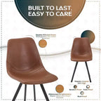 LeisureMod Markley Chaise de salle à manger moderne en cuir, assise rembourrée, pieds en métal, design élégant pour cuisine, salle à manger, bureau, salon ou café