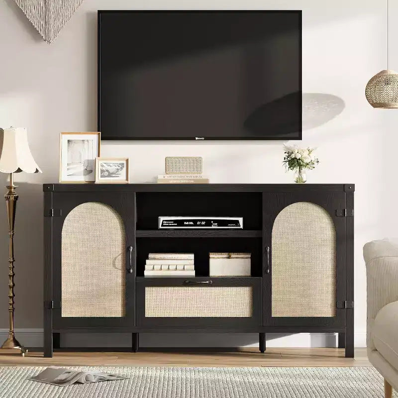 47 Armoire buffet en rotin style bohème avec étagères réglables et portes en canne arquées, buffet de rangement pour cuisine, salle à manger, salon et entrée