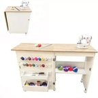 Table de couture pliable avec roulettes verrouillables, station de travail artisanale avec étagères de rangement et plateaux pour machine à coudre