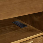 Table de chevet Mid-Century Modern avec station de recharge, meuble à 2 tiroirs et porte, design cannelé, verrouillable (W1801P303392)