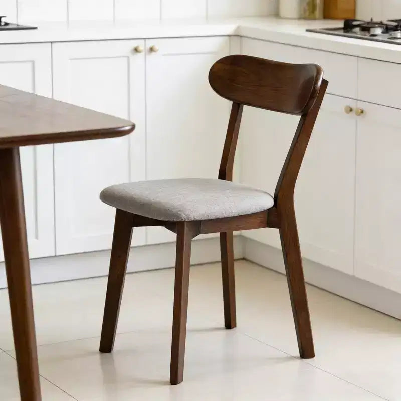 Chaises de salle à manger rembourrées GDFStudio Kelcey en bois massif de style Mid-Century (Lot de 2)