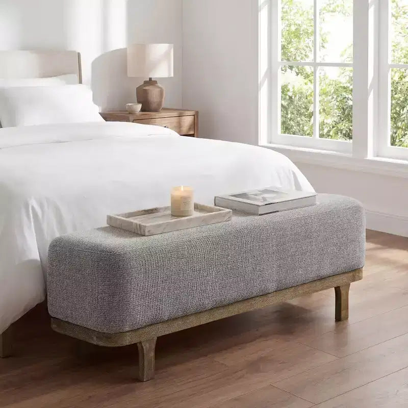 Banc de bout de lit Art Leon, banc moderne rembourré en tissu, ottoman de banc d'entrée avec pieds en bois d'hévéa pour chambre à coucher, salon, couloir