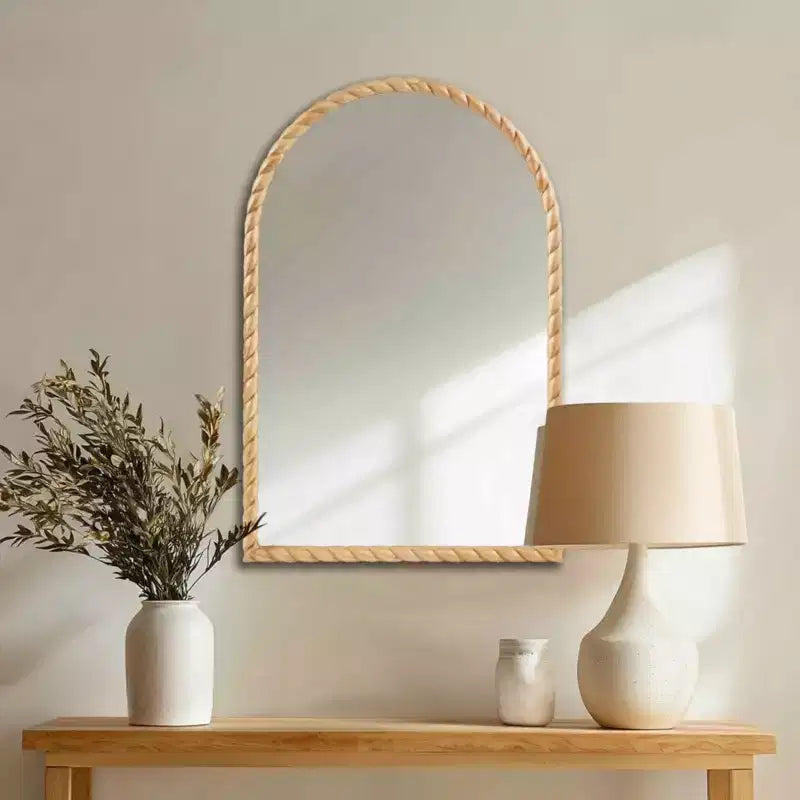 Miroir décoratif mural en arc de 24 x 36 avec cadre élégamment tressé en hévéa, accent moderne pour chambre à coucher, salle de bain, salon-Panipeachy