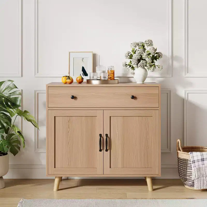 Buffet en bois naturel moderne avec 3 niveaux de rangement, tiroir et étagères ouvertes