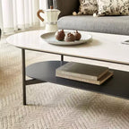 Table basse JVNOXK en céramique blanche avec étagère inférieure marron café, table basse à 2 niveaux en MDF et cadre en acier pour le salon