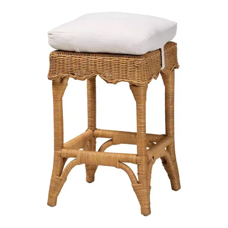 bali & pari Tabouret de bar en rotin coquillage miel/blanc