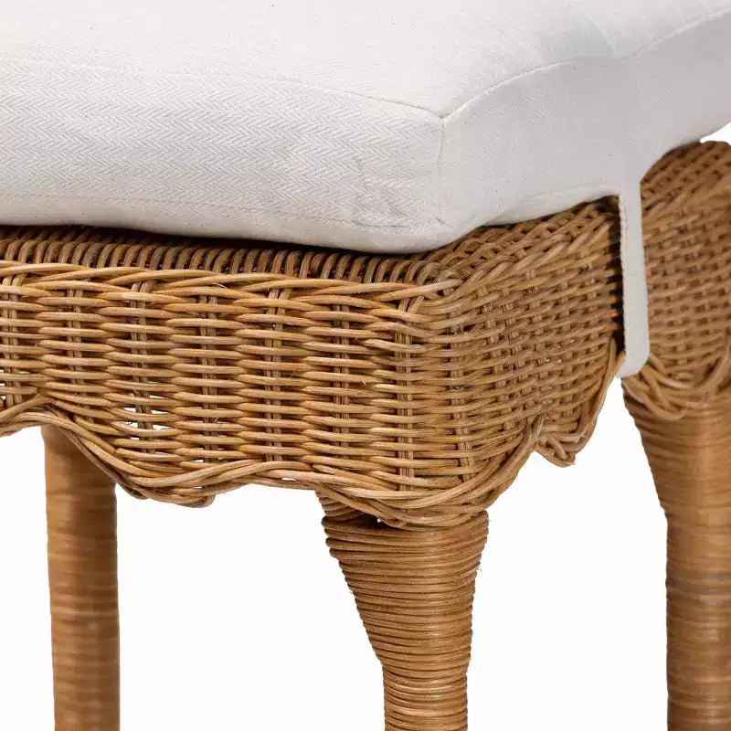 bali & pari Tabouret de bar en rotin coquillage miel/blanc