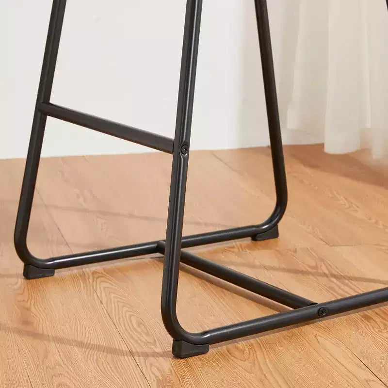 Lot de 2 tabourets de bar modernes en similicuir épais avec pieds en métal Crème/Blanc - Glitzhome : Rembourrés, base luge, repose-pieds