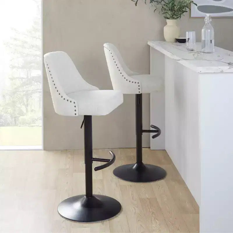 LumiSource Lot de 2 tabourets de bar Marcel cloutés en métal noir/tissu crème/métal laiton