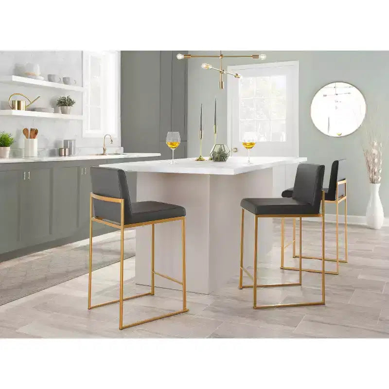 LumiSource Lot de 3 tabourets de bar à dossier haut Fuji, hauteur comptoir, acier doré/PU gris