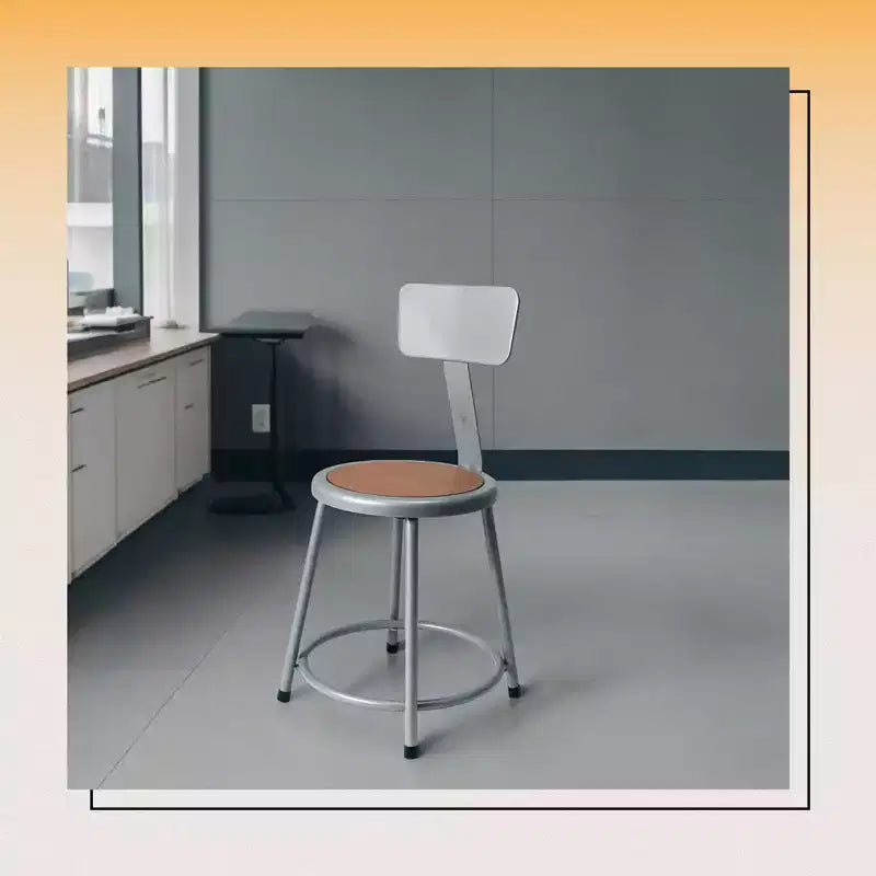 Tabouret en acier de 45,72 cm avec dossier de la collection Felix de Hampden Furnishings, gris